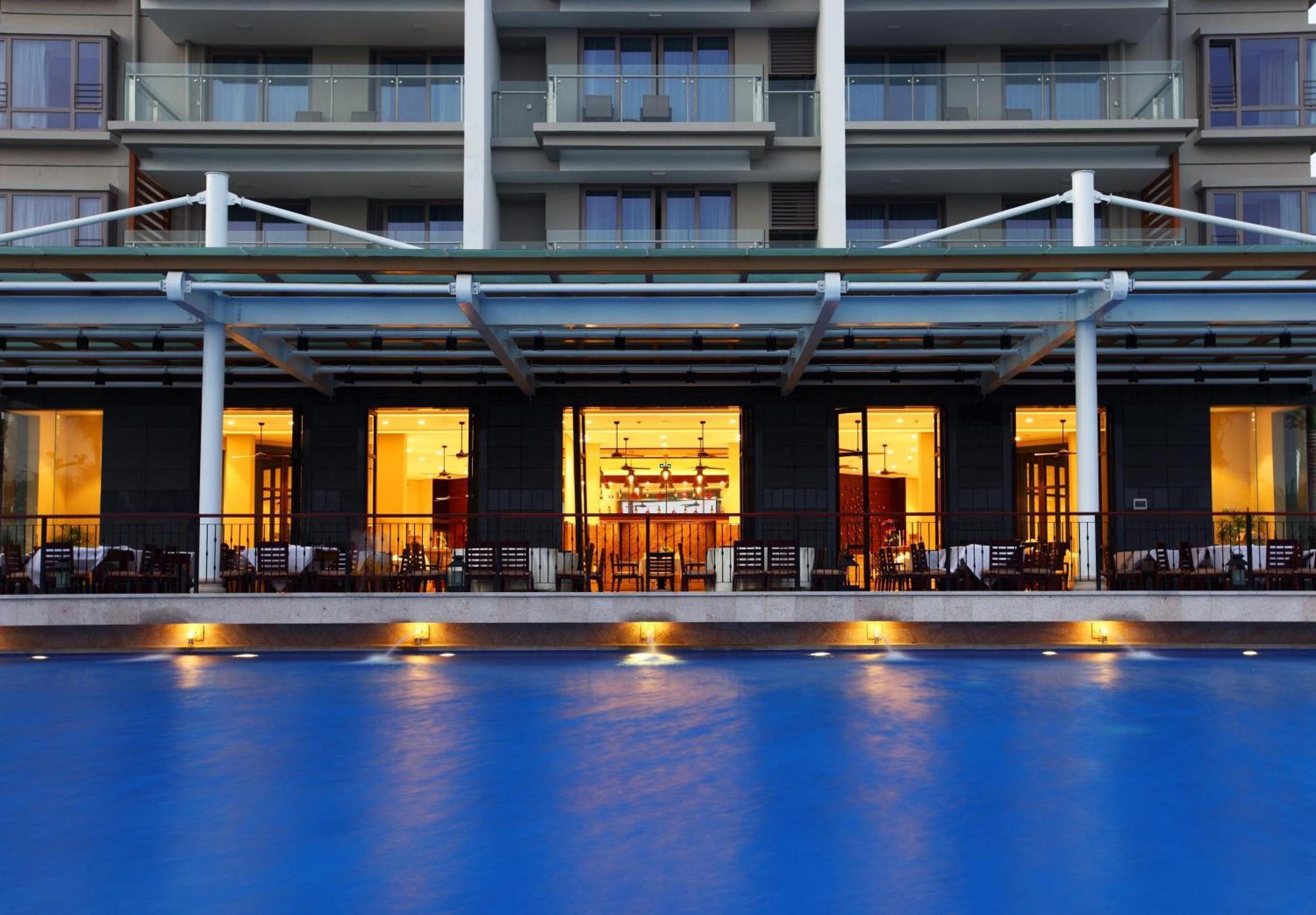 Sanya Seacube Holiday Hotel Extérieur photo