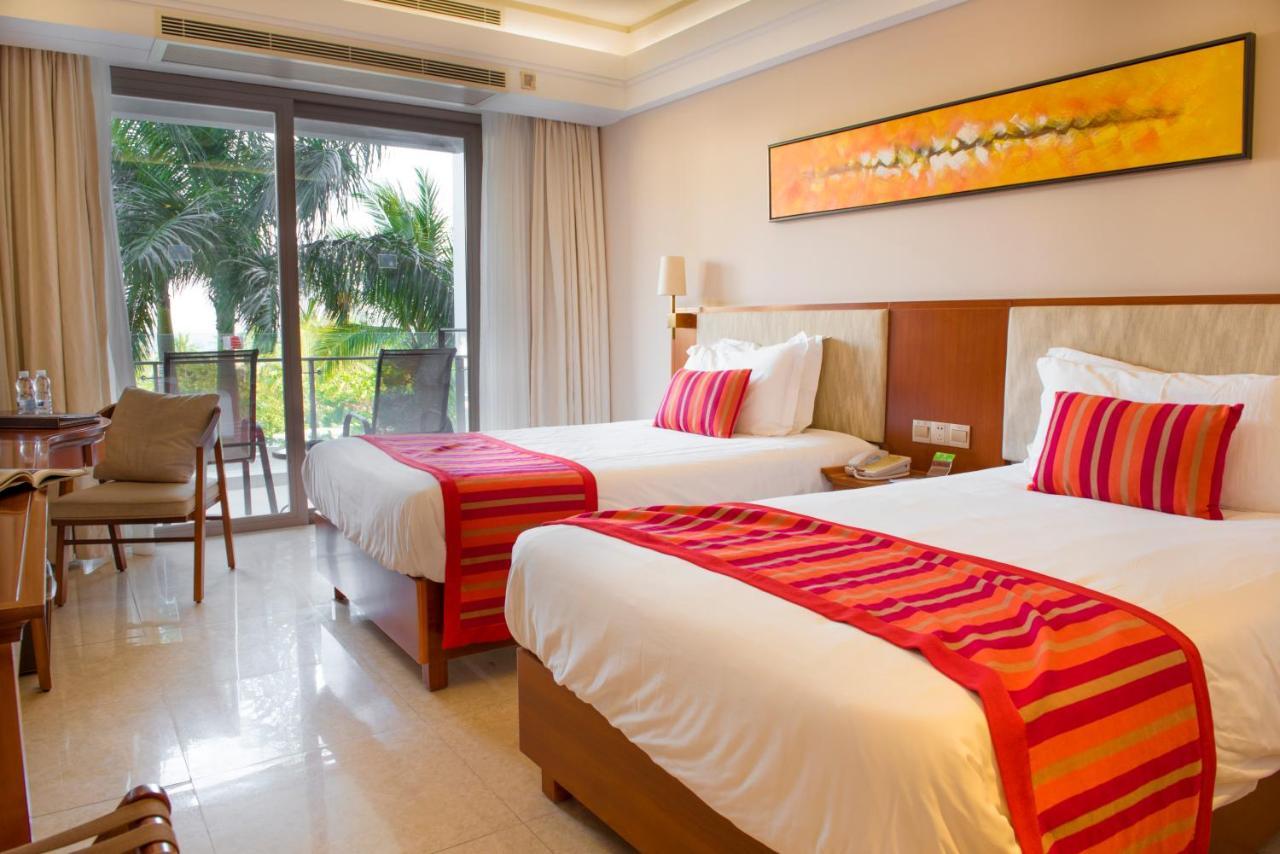 Sanya Seacube Holiday Hotel Extérieur photo